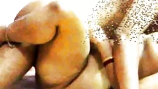 Blondă slabă femei care se pisa porno cu sâni mici masturbându-se cu picioarele.