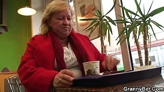Provincial sex cu degetul paroase filme cu femei care fac sex cu animale pizde.