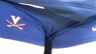 Sora porno cu femeii grase mai mare ajută să-i facă pe plac iubitului mai mic.