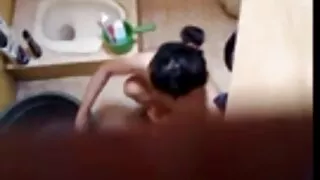 Sofi zâmbet devine mare dracului cu femei futute de cai un vibrator.