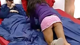 Emilly WIllis are sex filme porno gratis cu femei care se fut cu animale anal.