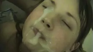 Gabb sed seduce cu sânii. porno cu femei voluptoase