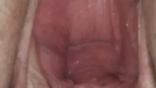Au luat un turist și au căzut filme porno cu barbati si femei pe penisul lui.