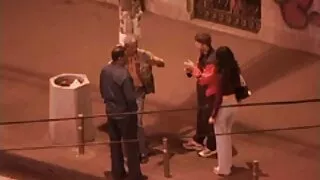 AlexIs este depravat cu un client tânăr. femei care se fut cu caini si cai