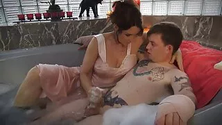 Gol în filme porno cu femei grase duș.
