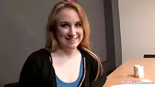 Fată oarbă futut filme porno cu femei peste 50 de ani de un tip.
