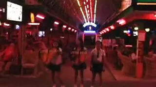 Mick fute o fată în fund. filme porno femei futute de animale