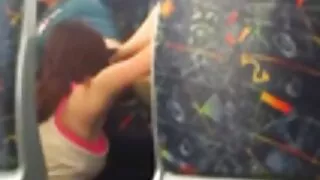 Aria Lee joacă cu animale ce fut femei un vibrator.